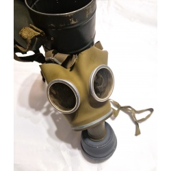 Masque à gaz WW2 français.